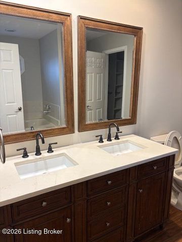 4815 Red Dawn Dr, Louisville, KY 40216