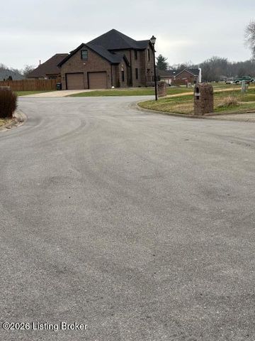 4815 Red Dawn Dr, Louisville, KY 40216