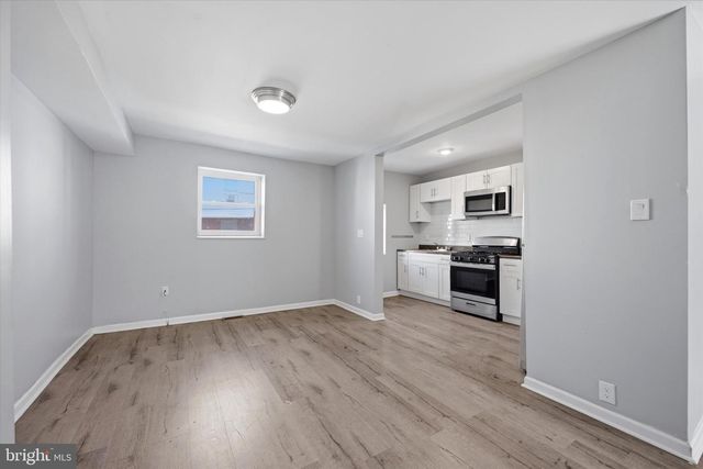 5439 WINDSOR ST, Philadelphia, PA 19143
