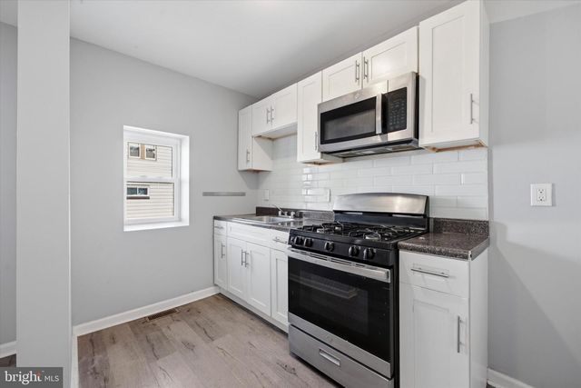 5439 WINDSOR ST, Philadelphia, PA 19143