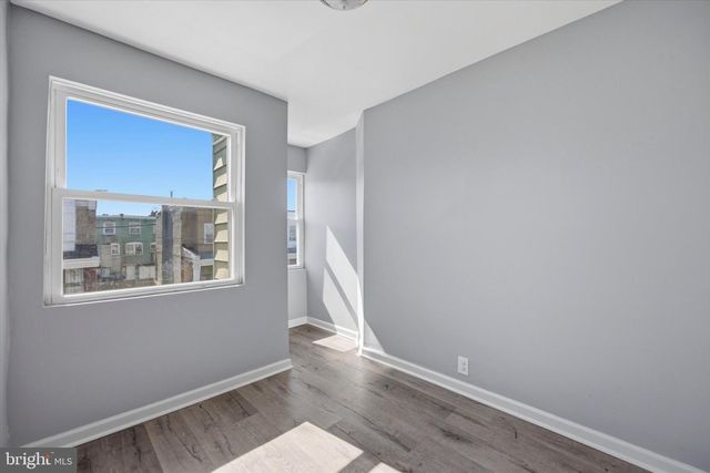 5439 WINDSOR ST, Philadelphia, PA 19143
