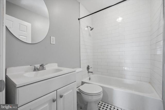 5439 WINDSOR ST, Philadelphia, PA 19143