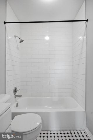 5439 WINDSOR ST, Philadelphia, PA 19143