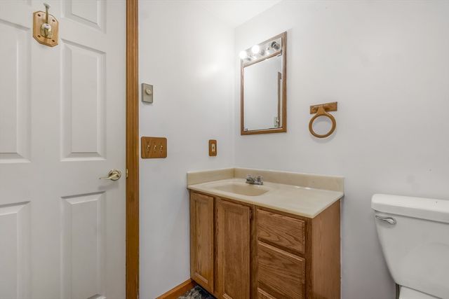 29-A Chilmark St, Worcester, MA 01604