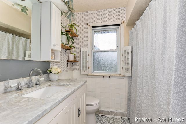 3547 Collingwood Avenue, Wyoming, MI 49519
