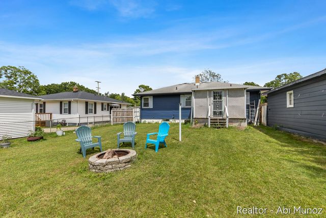 3547 Collingwood Avenue, Wyoming, MI 49519