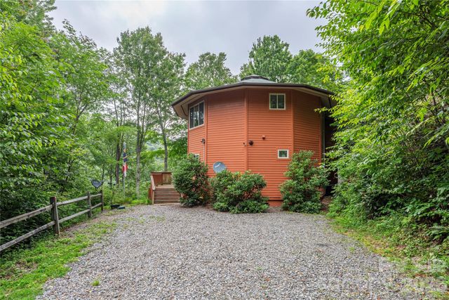 309 Irene Lane, Maggie Valley, NC 28751