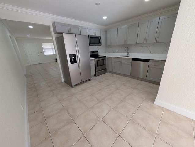 4626 Arthur Street, Palm Beach Gardens, FL 33418