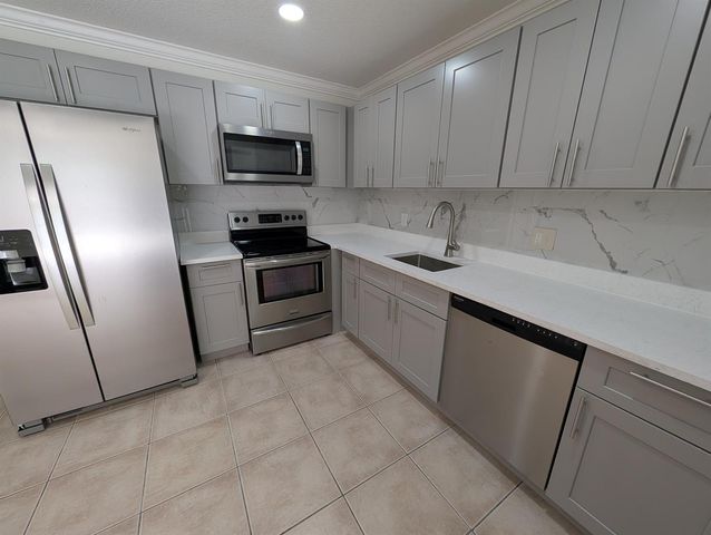 4626 Arthur Street, Palm Beach Gardens, FL 33418