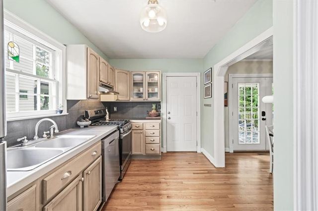1923 Dresden Drive NE, Brookhaven, GA 30319