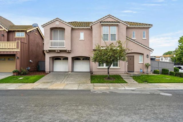 2372 Donner Pass Avenue, Sacramento, CA 95835