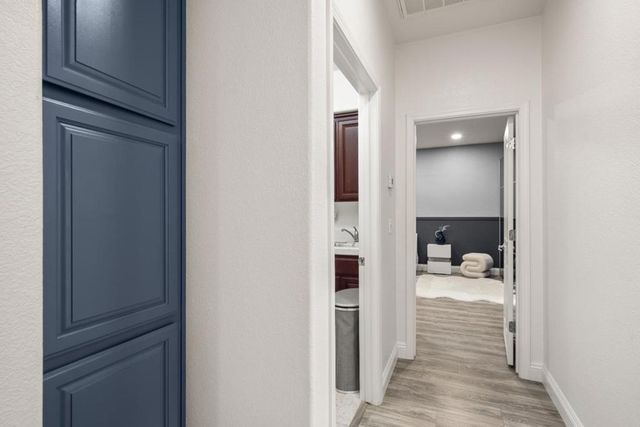 2372 Donner Pass Avenue, Sacramento, CA 95835