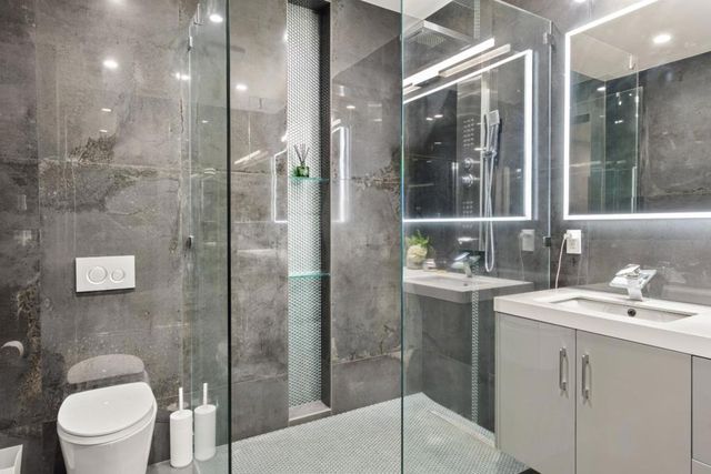 2372 Donner Pass Avenue, Sacramento, CA 95835