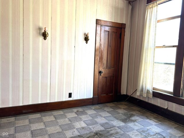 216 S State Street, North Vernon, IN 47265