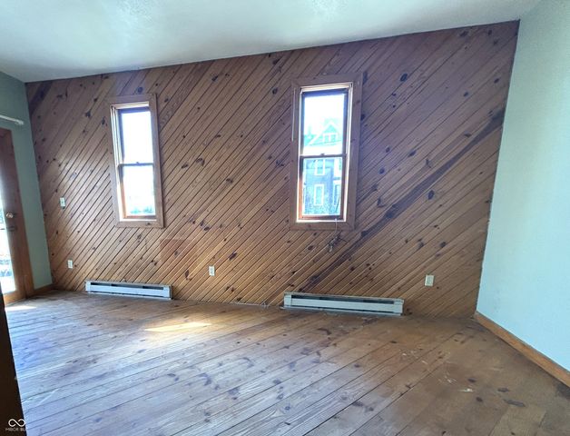 216 S State Street, North Vernon, IN 47265