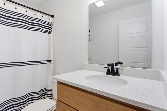 5905 NW Grant Street, Bentonville, AR 72713