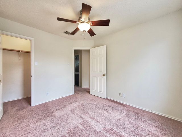 16715 Tomcat DR, Round Rock, TX 78681