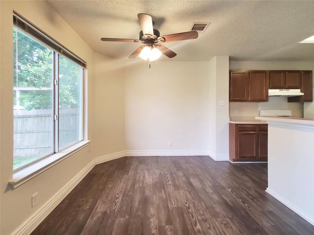 16715 Tomcat DR, Round Rock, TX 78681