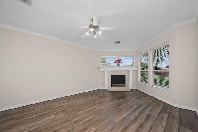 5807 Bayberry Way, Sugar Land, TX 77479