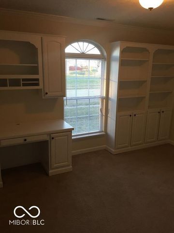 10911 Secretariat Drive, Indianapolis, IN 46234