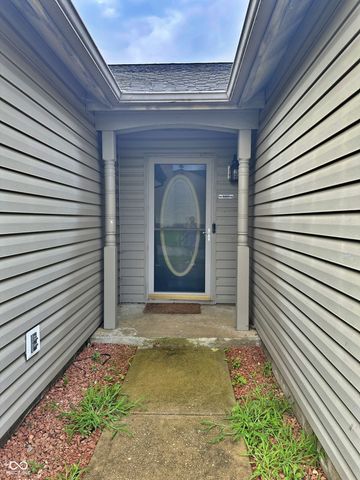 10911 Secretariat Drive, Indianapolis, IN 46234