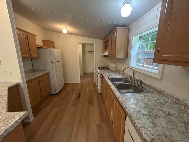12 Route 236 Road, Berwick, ME 03901