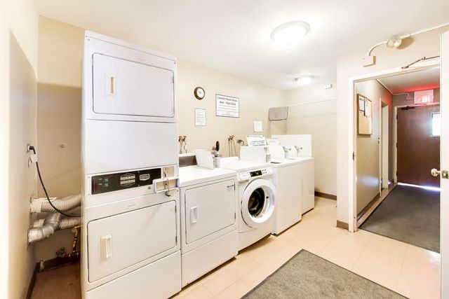 8315 Route 53 Route 23B, Woodridge, IL 60517