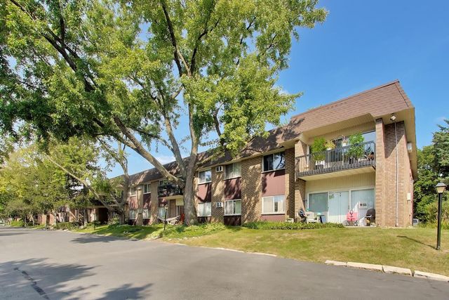 8315 Route 53 Route 23B, Woodridge, IL 60517