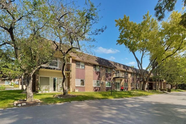 8315 Route 53 Route 23B, Woodridge, IL 60517