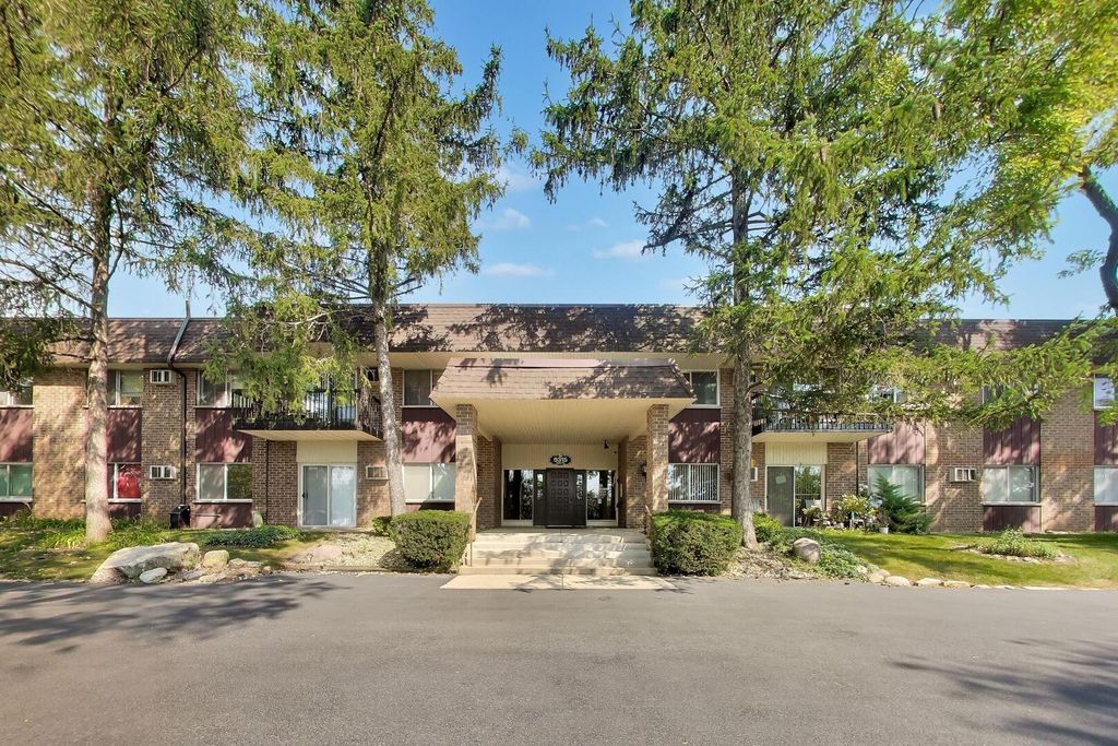 8315 Route 53 Route 23B, Woodridge, IL 60517