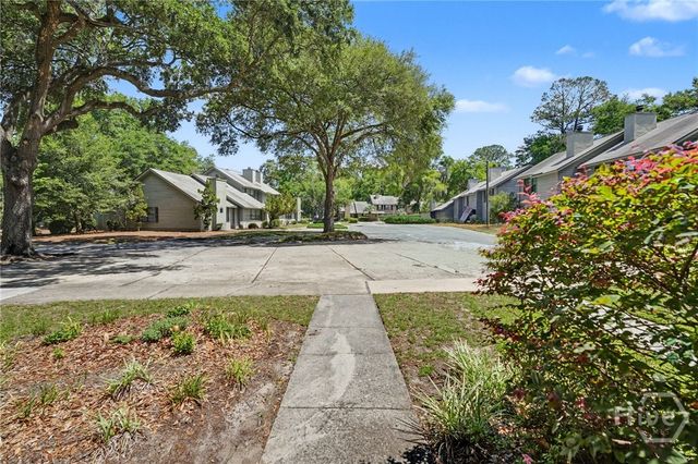 102 Hidden Lake Court, Savannah, GA 31419