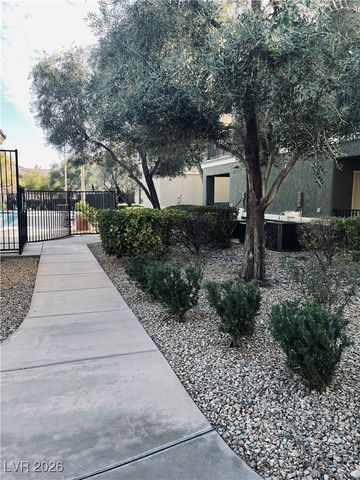 8324 West Charleston Boulevard 1055, Las Vegas, NV 89117