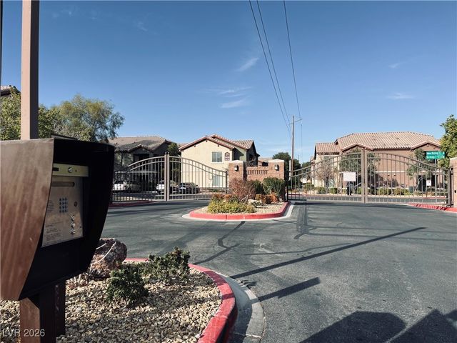 8324 West Charleston Boulevard 1055, Las Vegas, NV 89117