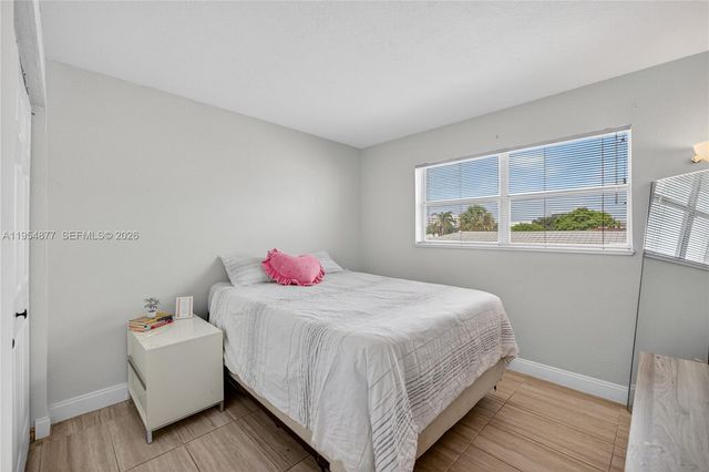 2715 NE 49th St 309, Fort Lauderdale, FL 33308