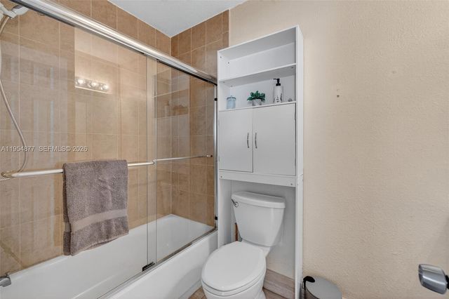 2715 NE 49th St 309, Fort Lauderdale, FL 33308