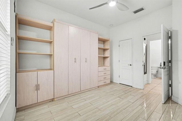 1903 W STATE STREET, Tampa, FL 33606