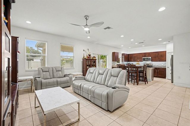 1903 W STATE STREET, Tampa, FL 33606