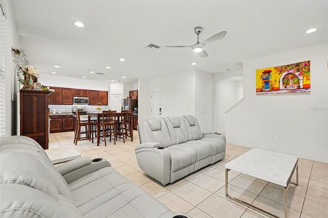 1903 W STATE STREET, Tampa, FL 33606