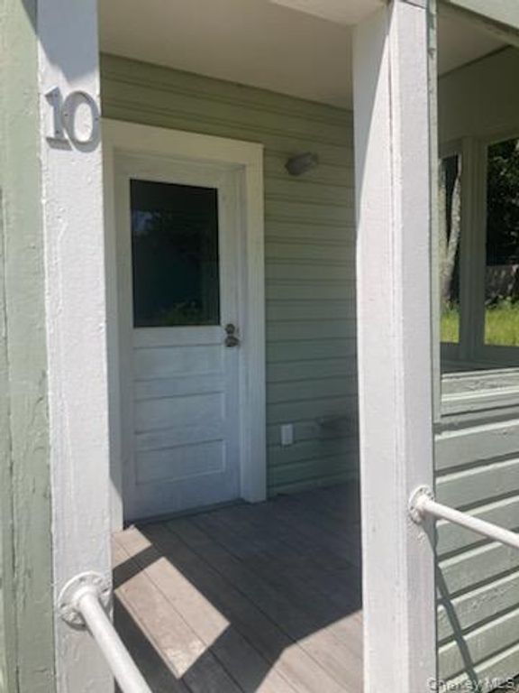 42 Hillside Avenue, Monticello, NY 12701