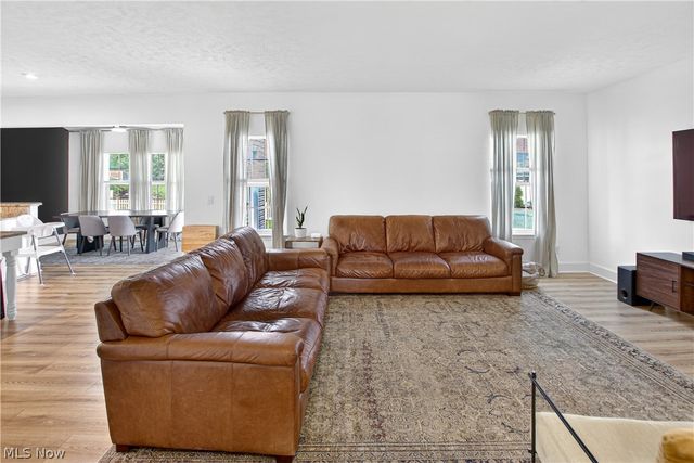 3241 Boettler Street NE, Canton, OH 44721