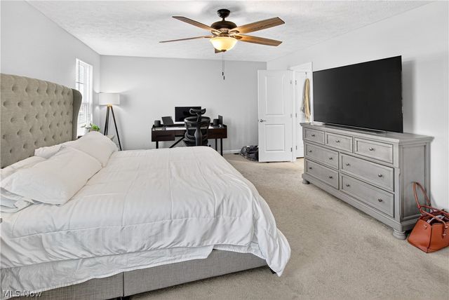 3241 Boettler Street NE, Canton, OH 44721
