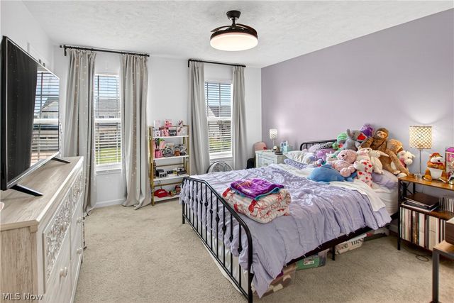3241 Boettler Street NE, Canton, OH 44721