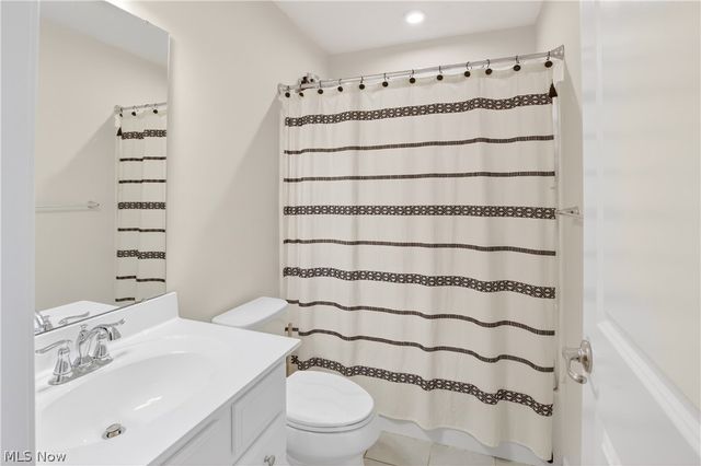 3241 Boettler Street NE, Canton, OH 44721
