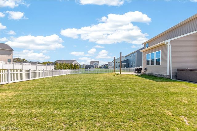 3241 Boettler Street NE, Canton, OH 44721