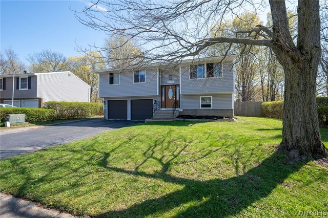 7041 Brandywine Drive, Evans, NY 14047