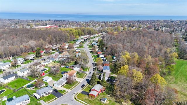 7041 Brandywine Drive, Evans, NY 14047