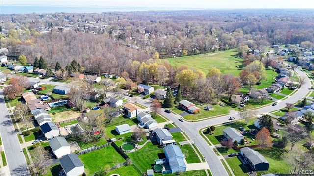 7041 Brandywine Drive, Evans, NY 14047