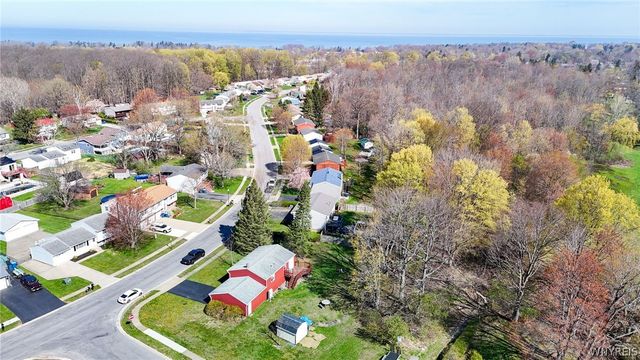 7041 Brandywine Drive, Evans, NY 14047