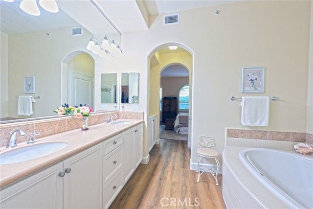 18955 Pelham, Yorba Linda, CA 92886