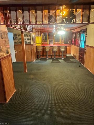 278 Old US Highway 52, Mount Airy, NC 27030